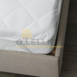 Стёганый наматрасник 120×200 на резинках, плотность 150 г/м², для гостиниц