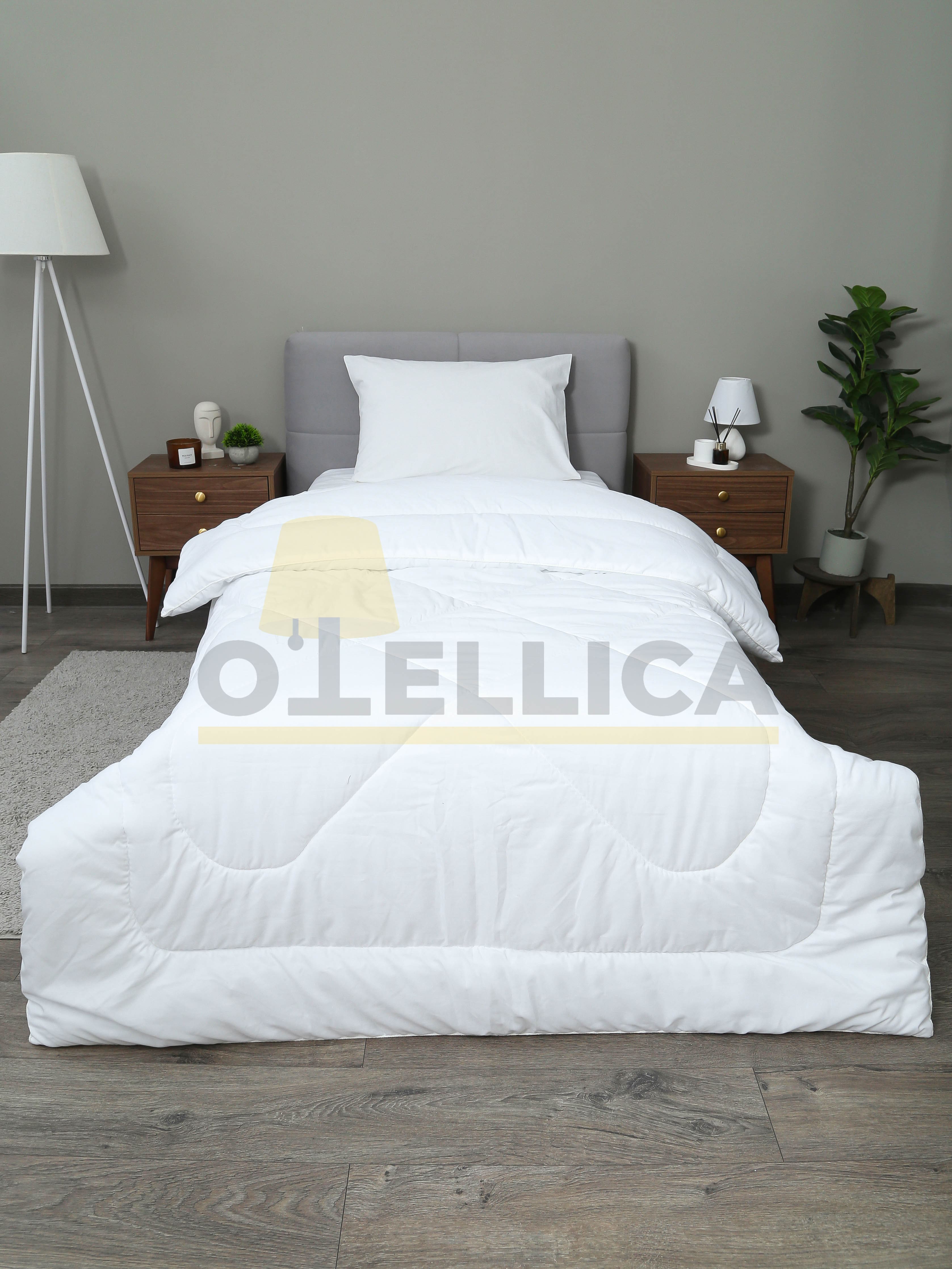 Одеяло 140×205 микрофибра холофайбер одноигольная стёжка 300 г, для гостиниц